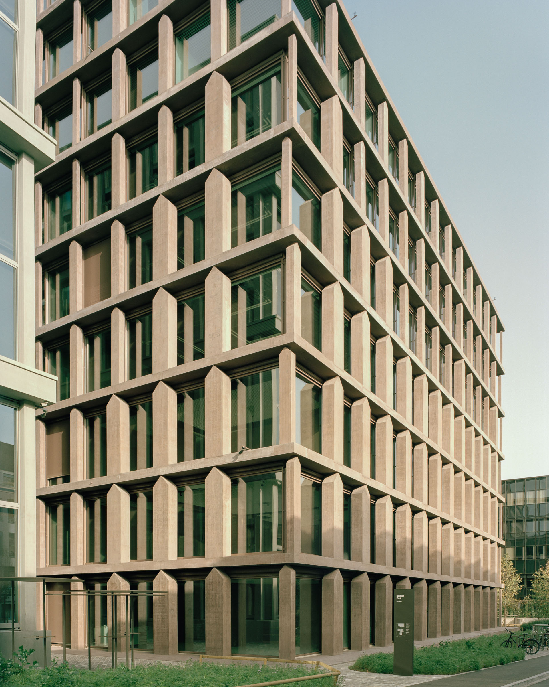 【VALERIO OLGIATI】 Valerio Olgiati Valerio Olgiati Office (2007) Photos by